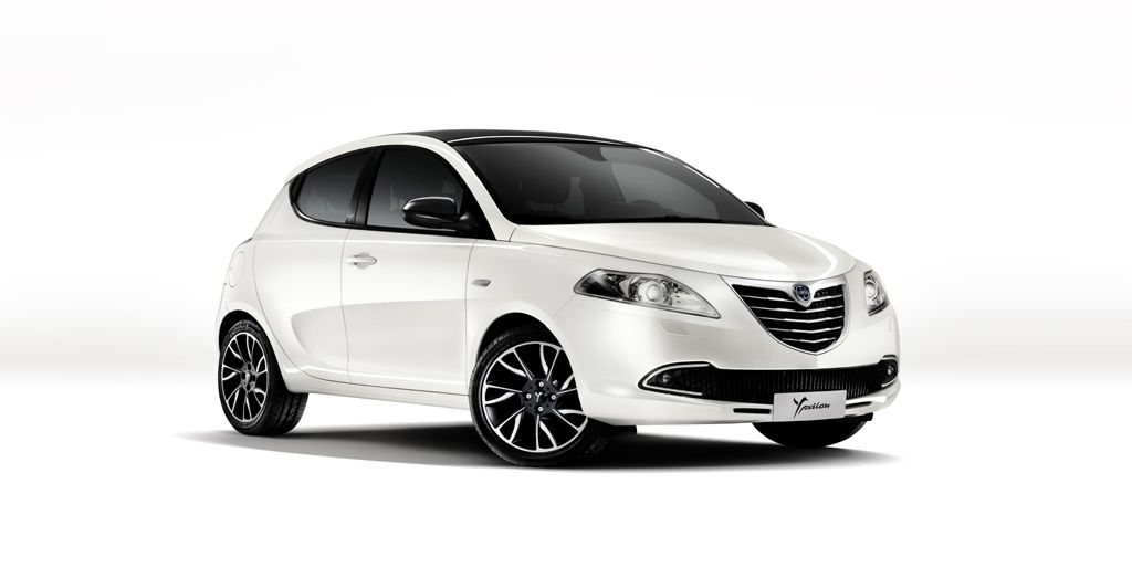 Nuova Lancia Ypsilon listino prezzi