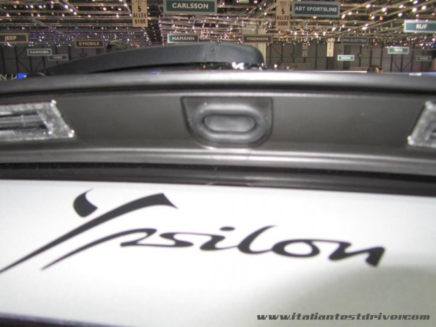 Bagagliaio nuova Lancia Ypsilon 2011 alone di Ginevra 2011