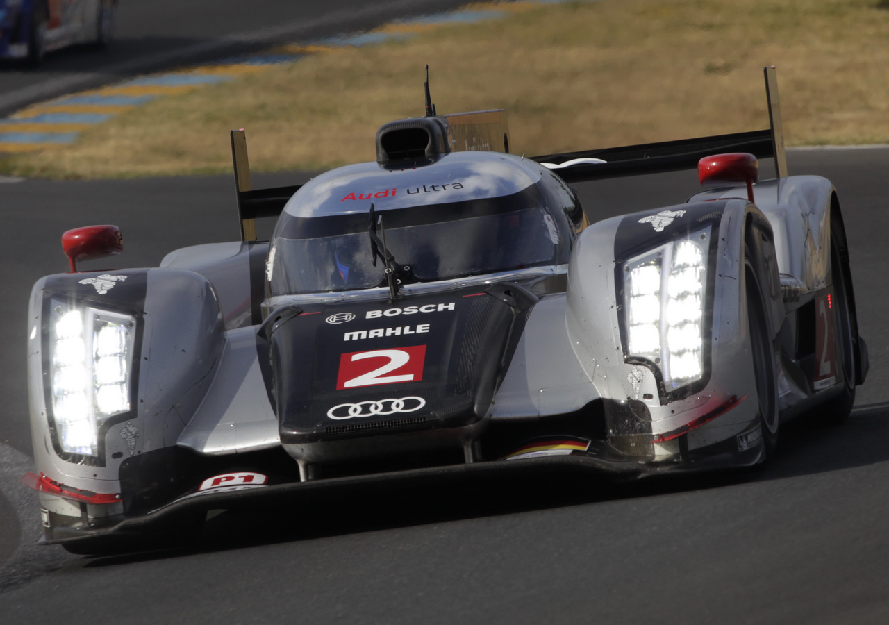 24-Ore-di-Le-Mans-2011-Vince-lAudi-R18