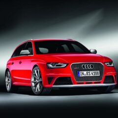 Nuova Audi RS4 Avant: immagini ufficiali e dati tecnici