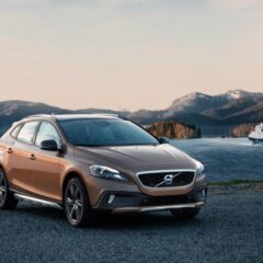 Volvo V40 Cross Country: immagini ufficiali e dati tecnici