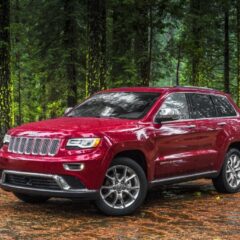 Jeep Grand Cherokee restyling 2013: immagini ufficiali e novità