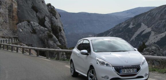 Test Drive: nuova Peugeot 208 GTi