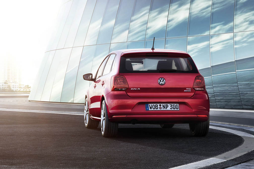 Volkswagen Polo Restyling 2014 (2)