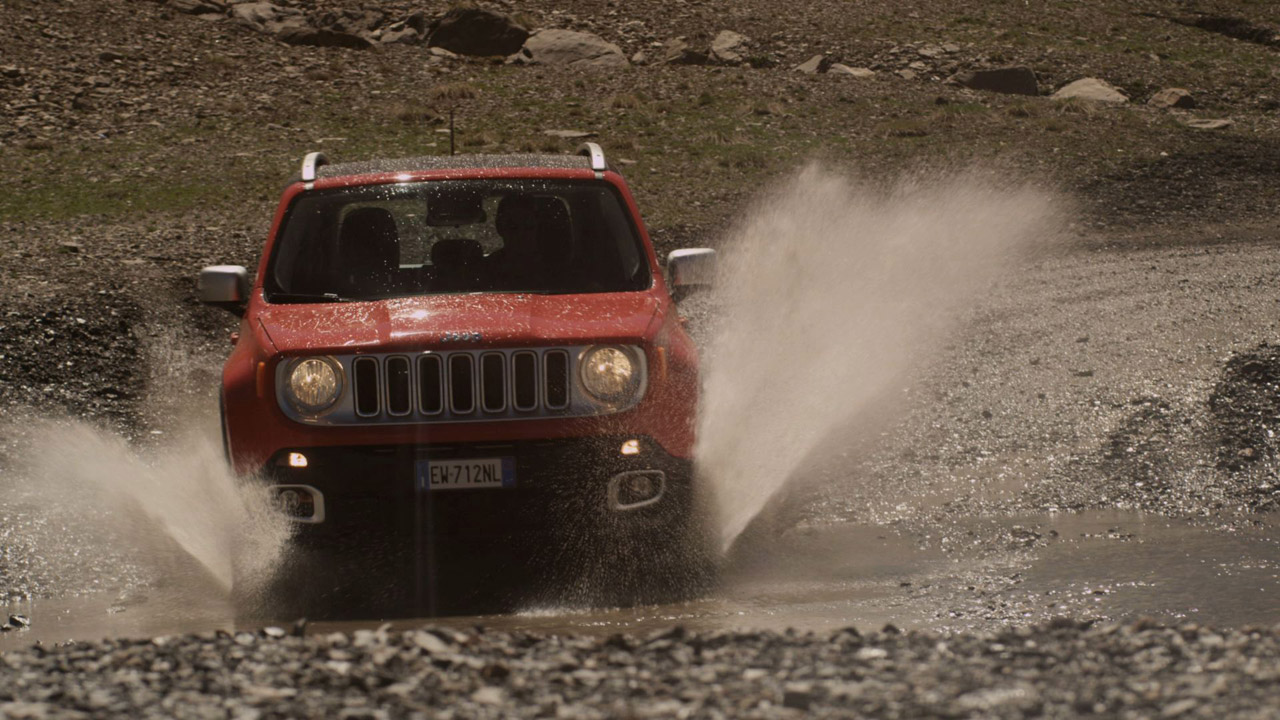Spot TV Jeep Renegade (4)