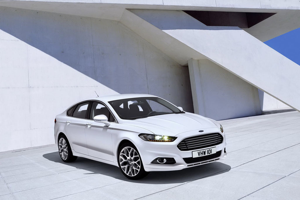 Nuova Ford Mondeo 2015 Hybrid (1)