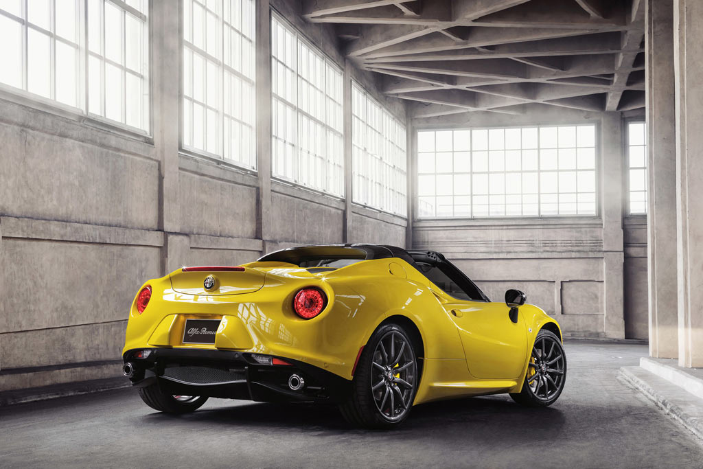 Alfa-Romeo-4C-Spider-definitiva4