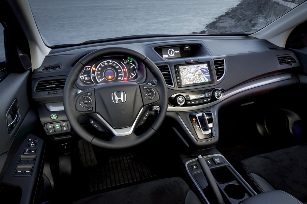 Honda CR-V restyling 2015 interni (1)