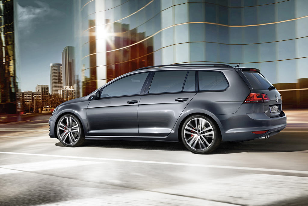 Volkswagen-Golf-Variant-GTD-2015-(2)