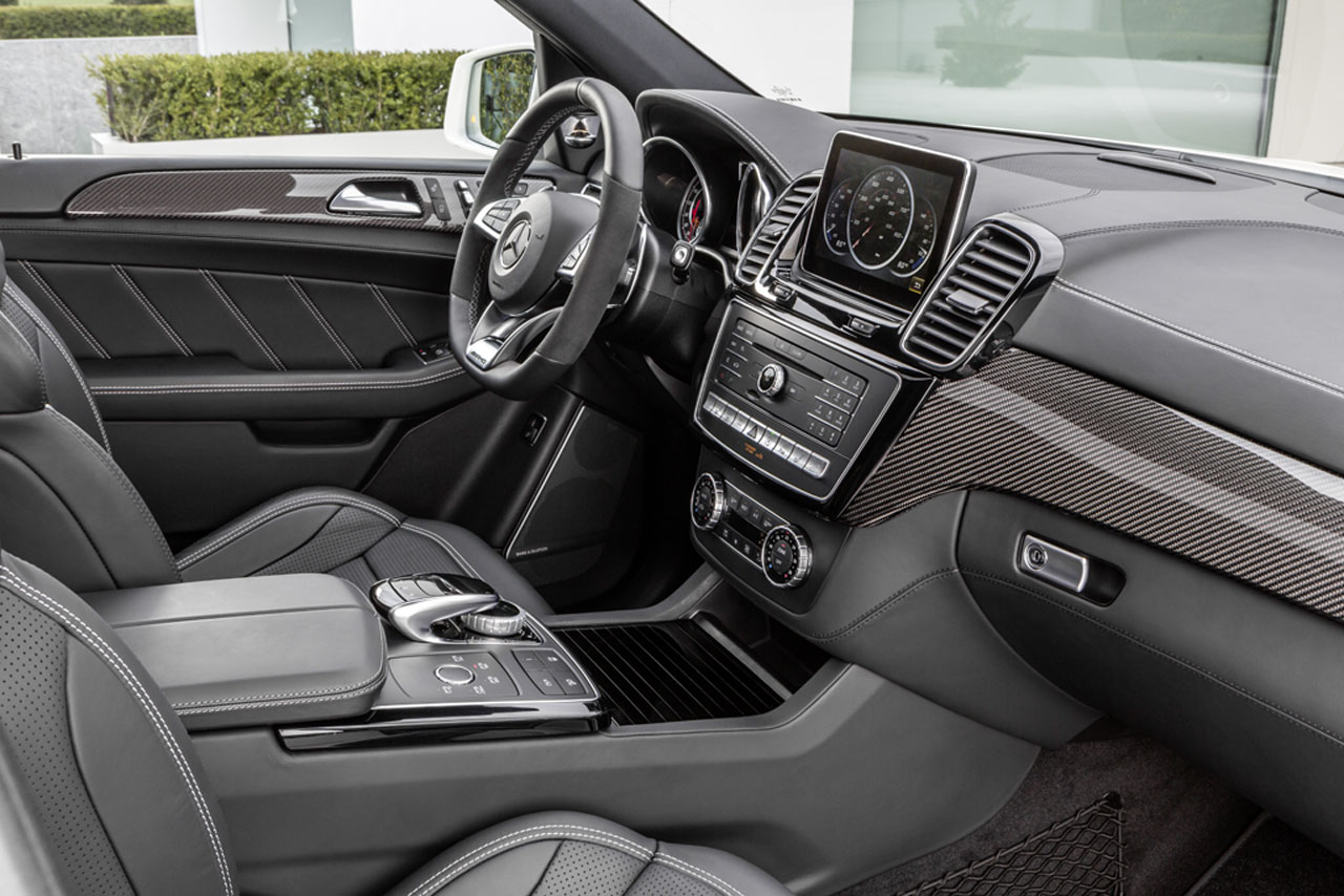 Mercedes GLE 2015 interni