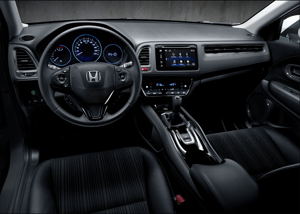 Nuova Honda HR-V 2015 interni (1)