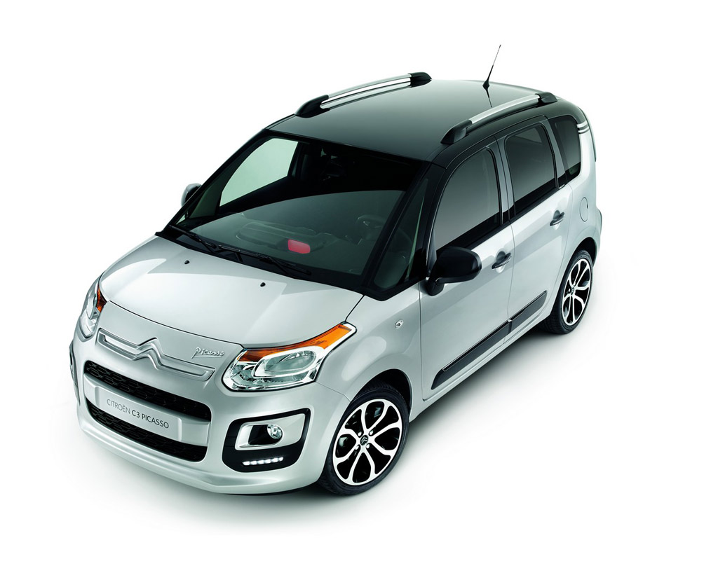 Citroen-C3-Picasso-Exclusive-Cinema-3