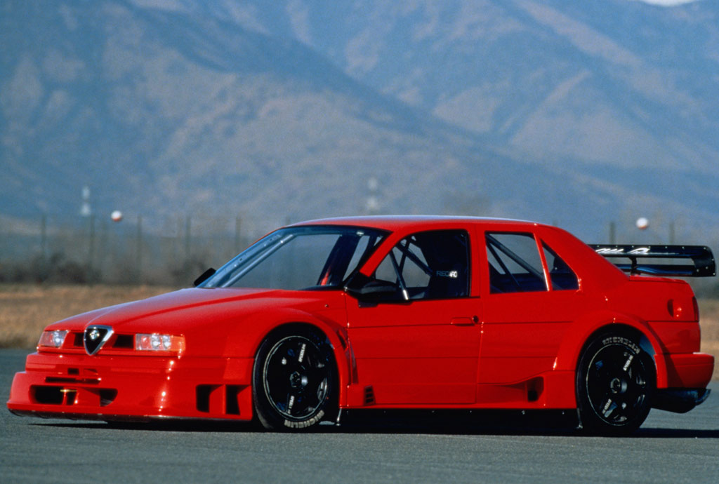 Alfa-Romeo-155-V6-DTM-Parco-Valentino-Torino-2015