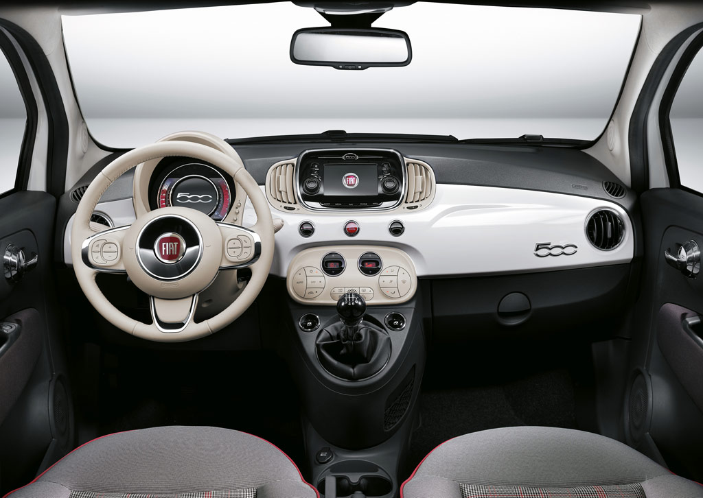 Nuova-Fiat-500-restyling-interni