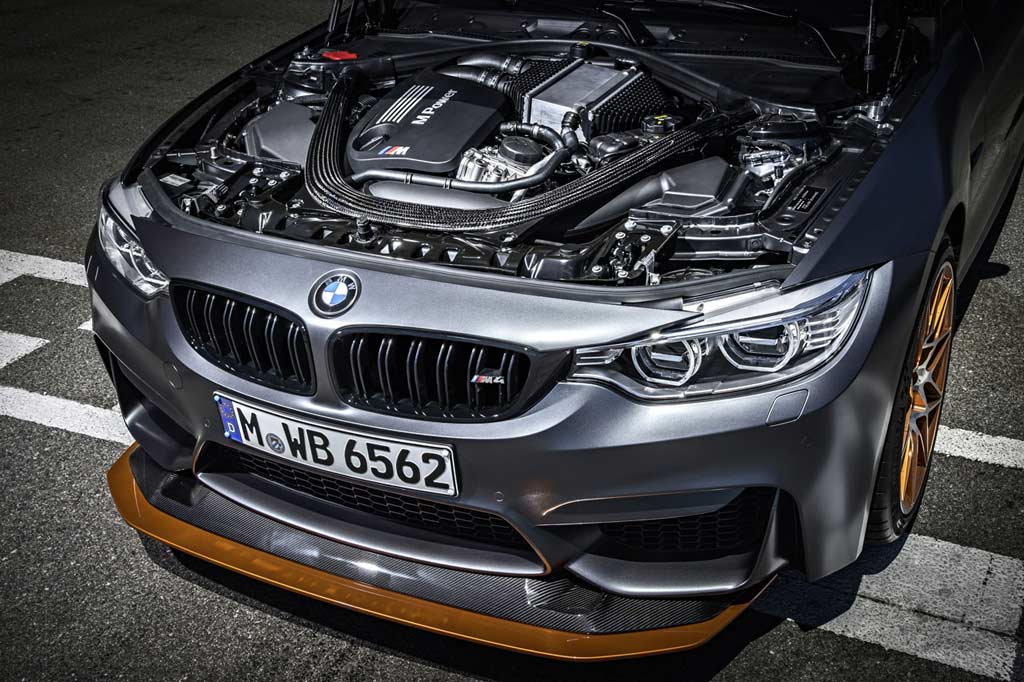 BMW-M4-GTS-motore-500-CV