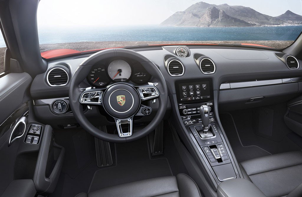 Porsche 718 Boxster 4 cilindri interni (1)