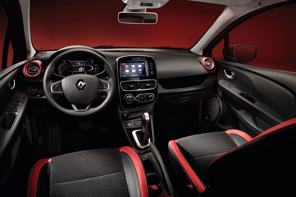 Nuova-Renault-Clio-restyling-2016-interni