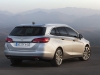 Nuova Opel Astra Sports Tourer station wagon (5)