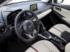 Test-Drive-nuova-Mazda-2-interni (4).jpg
