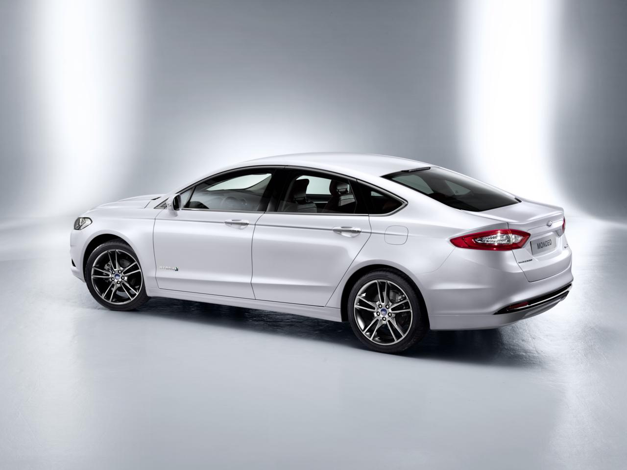Nuova ford fusion ibrida #10