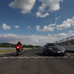 Mercedes A 45 AMG e MV Agusta F3 800: video ufficiale