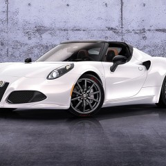 Alfa Romeo 4C Spider: immagini ufficiali della 4C scoperta