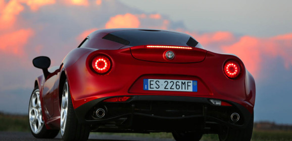 Alfa Romeo 4C è “Auto Sportiva 2015”