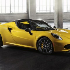 Alfa Romeo 4C Spider: immagini ufficiali della versione definitiva