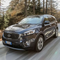 Nuova Kia Sorento: immagini, novità e prezzi