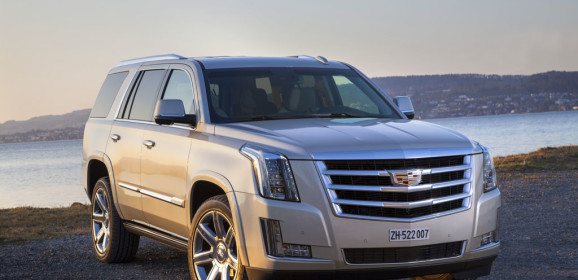 Nuova Cadillac Escalade: caratteristiche e prezzi della SUV di lusso