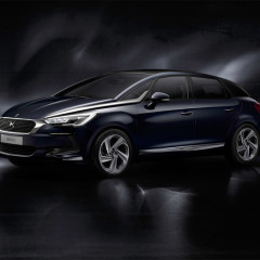 DS 5: prezzi e dotazione dell’ammiraglia premium francese