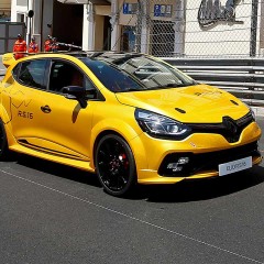 Renault Clio RS 16, la piccola sportiva estrema