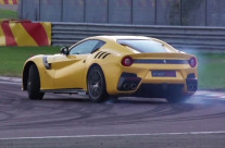 Video: Ferrari F12 TDF tra i cordoli di Fiorano